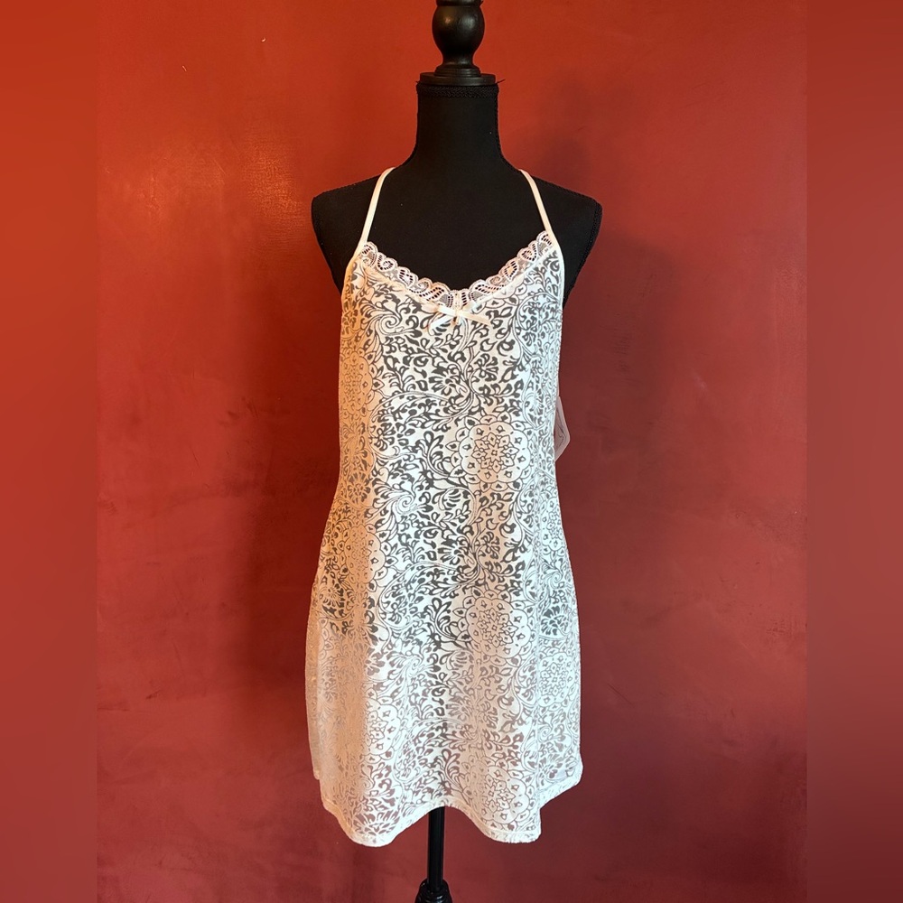 Linea Donatella NWT Women’s All Lace Off White Negligee, Size M